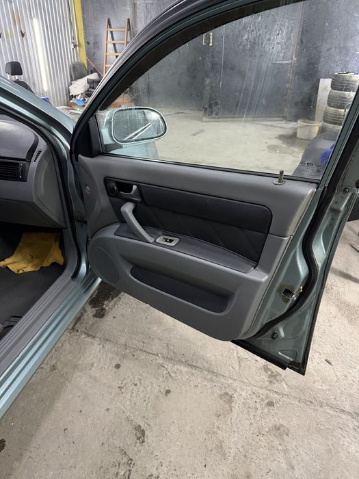 Chevrolet Lacetti 1.8 с газом Максимальная комплектация