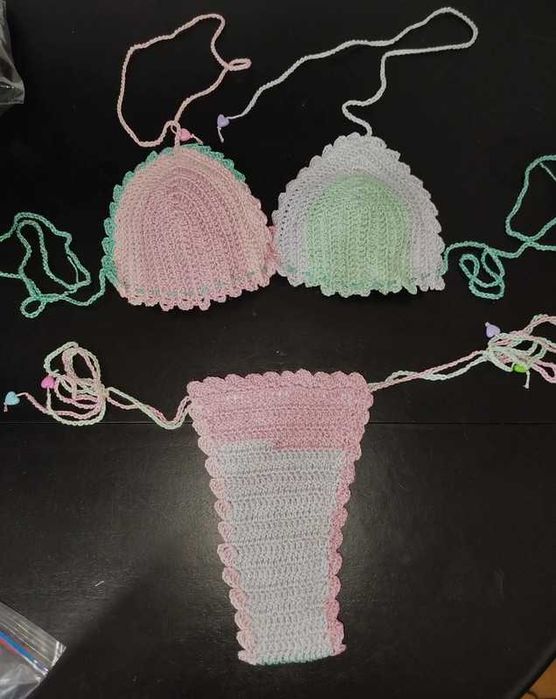 Conjunto de Biquíni em Crochê – Tons Pastéis