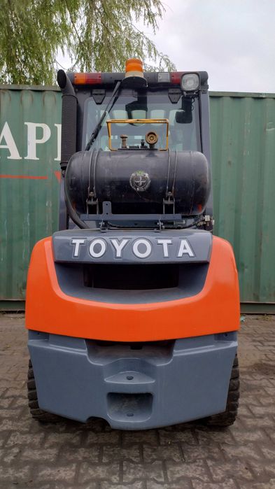 Wózek Widłowy Toyota 8 FGF 30