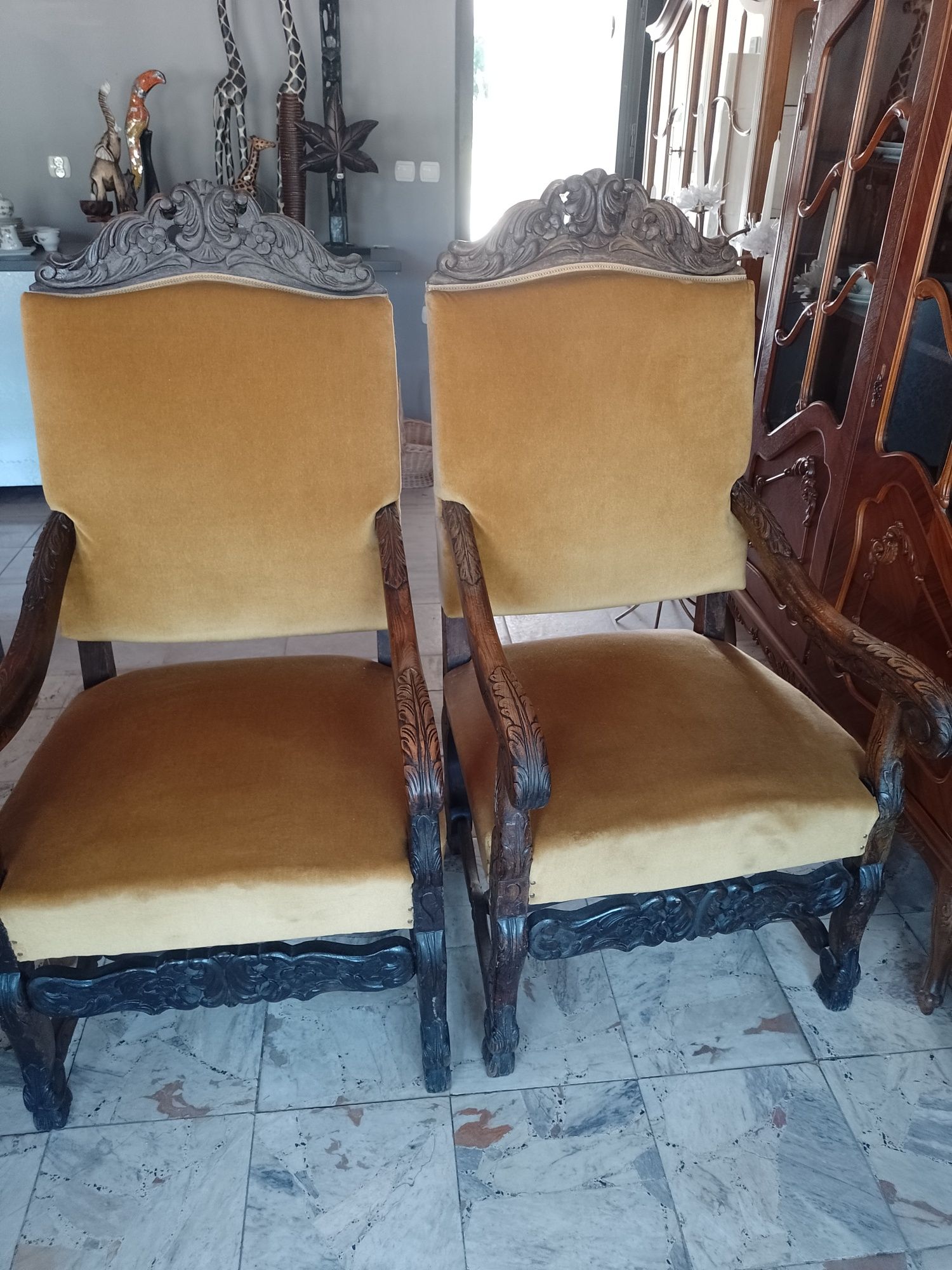 Fotele -trony dwie sztuki