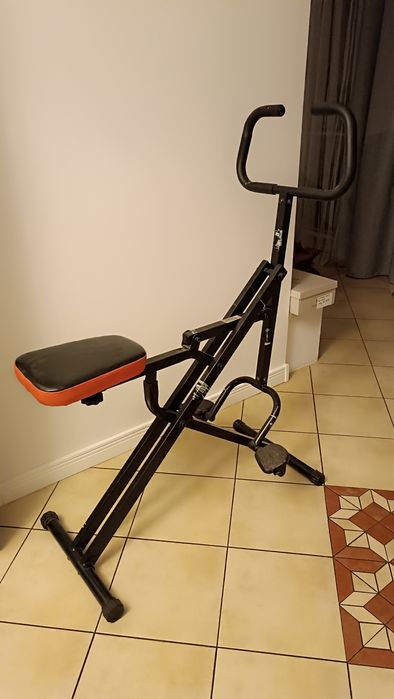 Total crunch , urządzenie do ćwiczeń