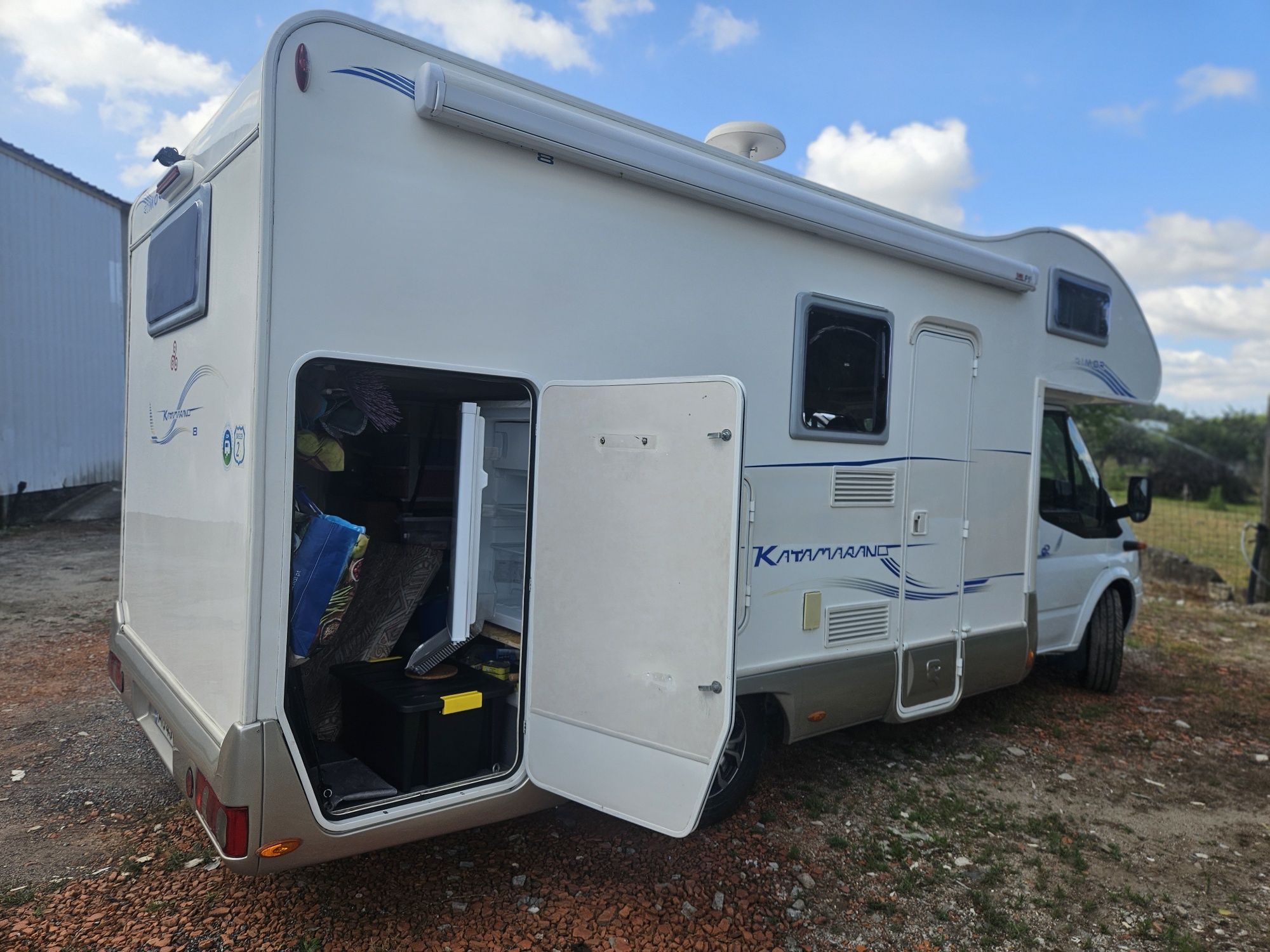 Autocaravana ford katamarano
