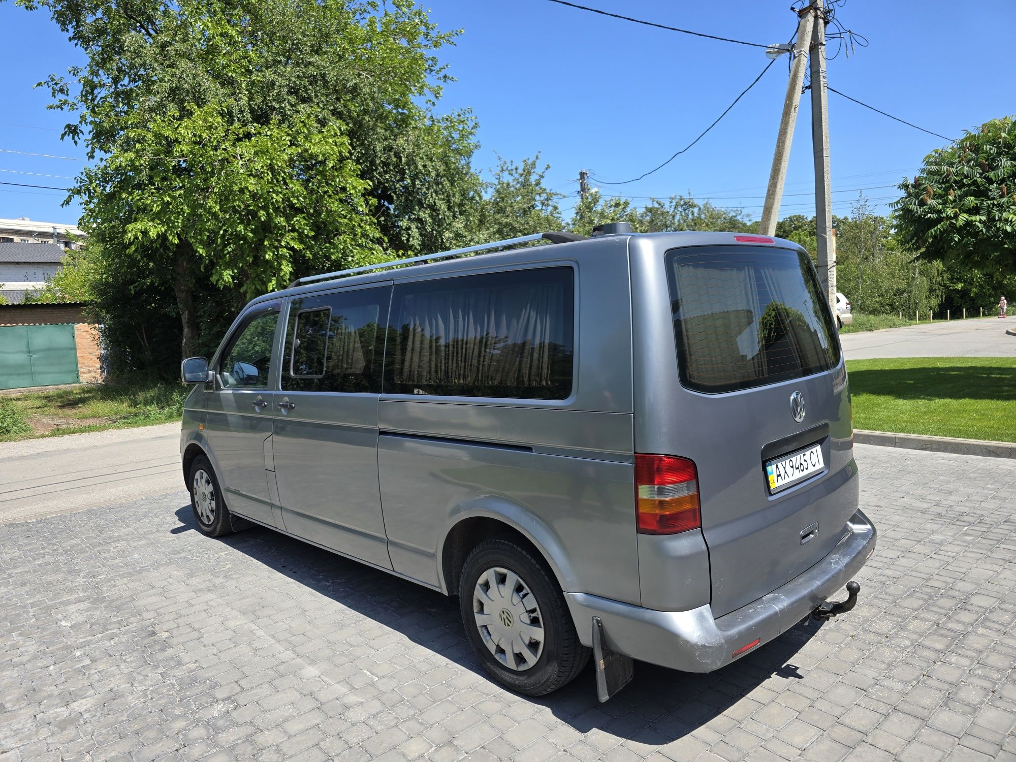 Продам Volkswagen Caravelle 9 мест