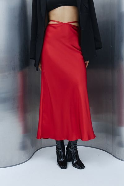 Червона шовкова спідниця Andre Tan / атласна спідниця