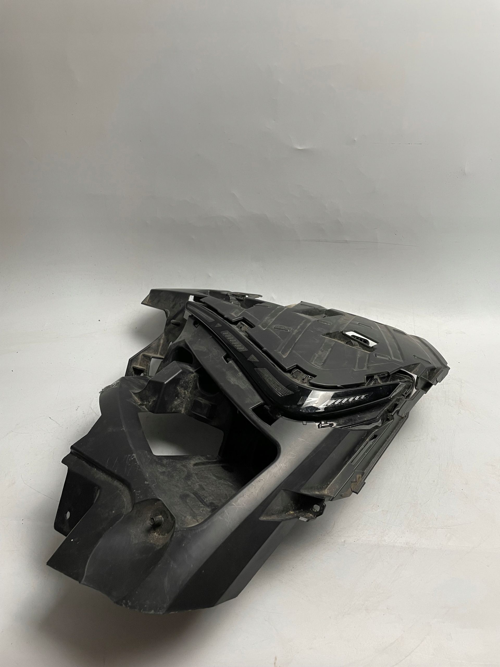 Citroen DS3 CROSSBACK Lampa dzienna led drl prawa