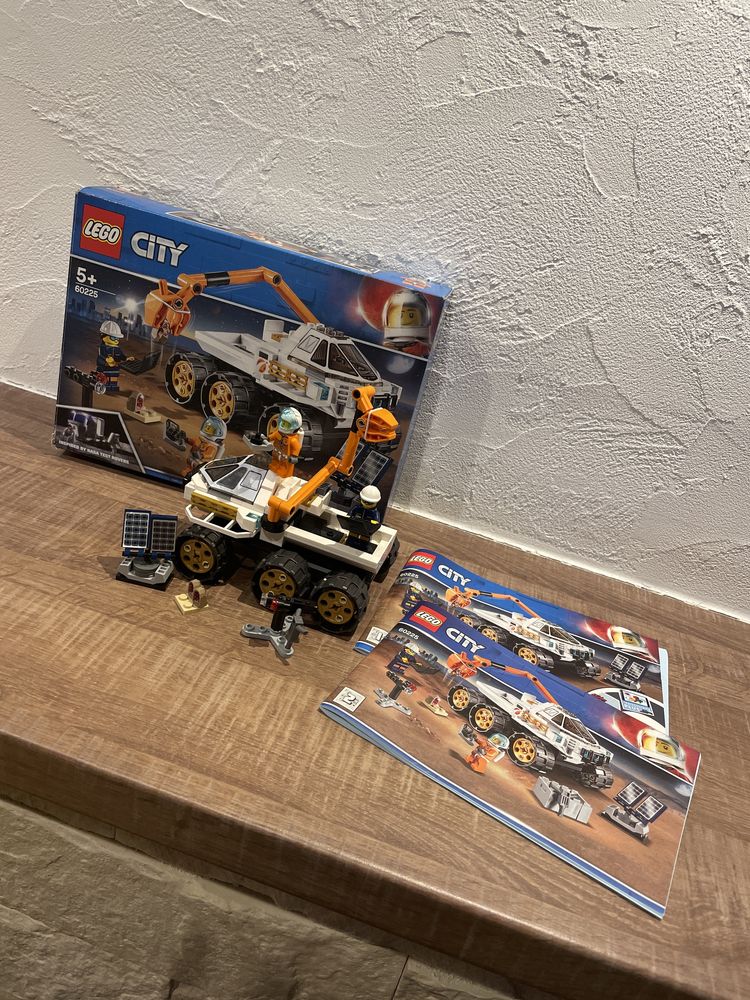 Lego City 60225 klocki Jazda próbna łazikiem.