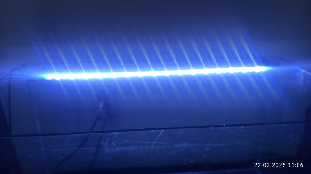 Lampa LED do akwarium biało niebieska 63cm