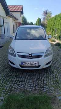 Opel Zafira 7 siedzeń, stan bdb