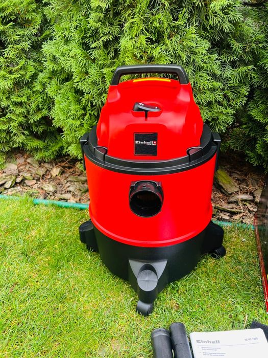 Вакуумний пилосос Einhell TC-VC 1825 з Німеччини