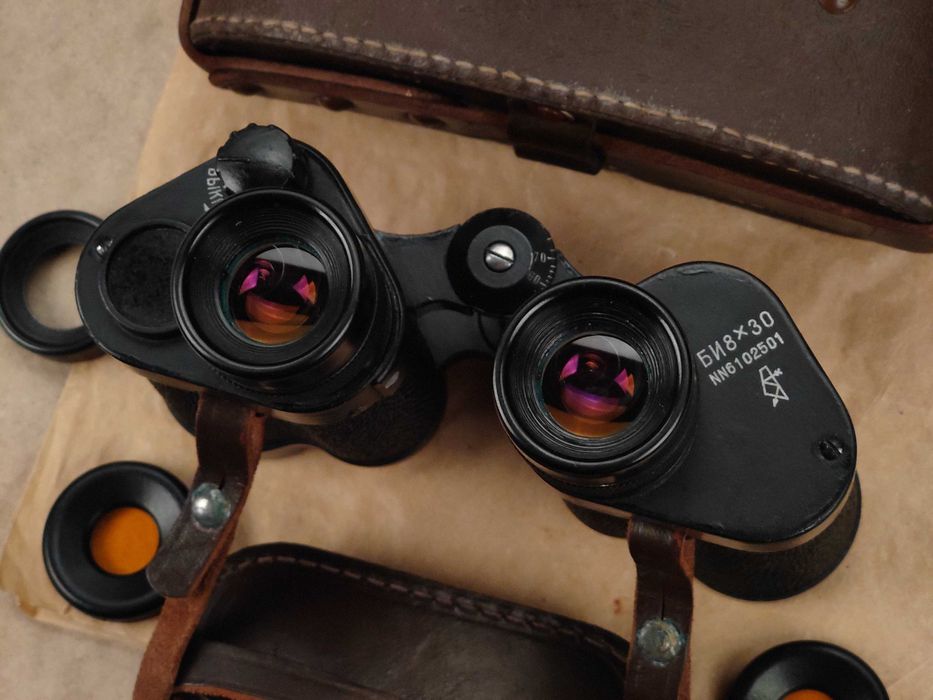 Бинокль БИ 8х30 (КОМЗ) (1970х) (ИНФК) (Полный Комплект) (Сетка) СССР