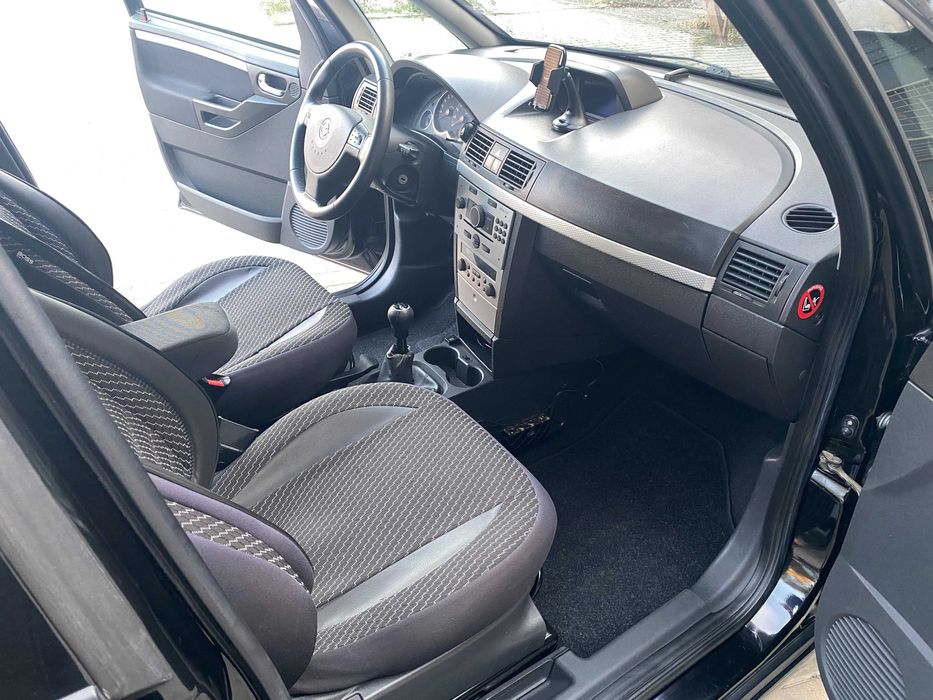 Продам Opel Meriva 2008 р, нефарбований, газ Євро4, гарна комплектація