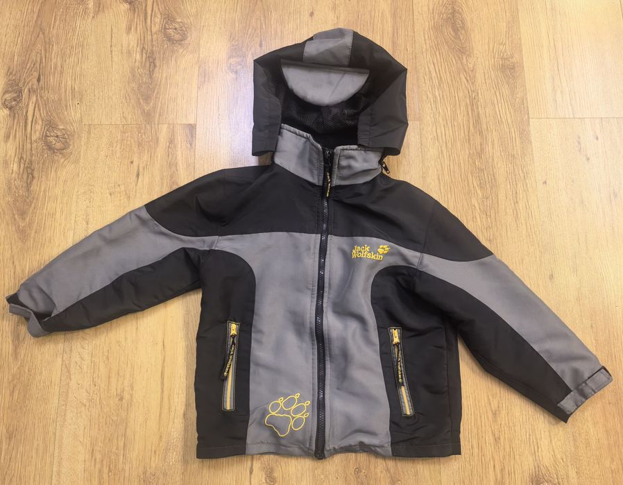 Kurtka wiatrówka Jack Wolfskin rozm 122