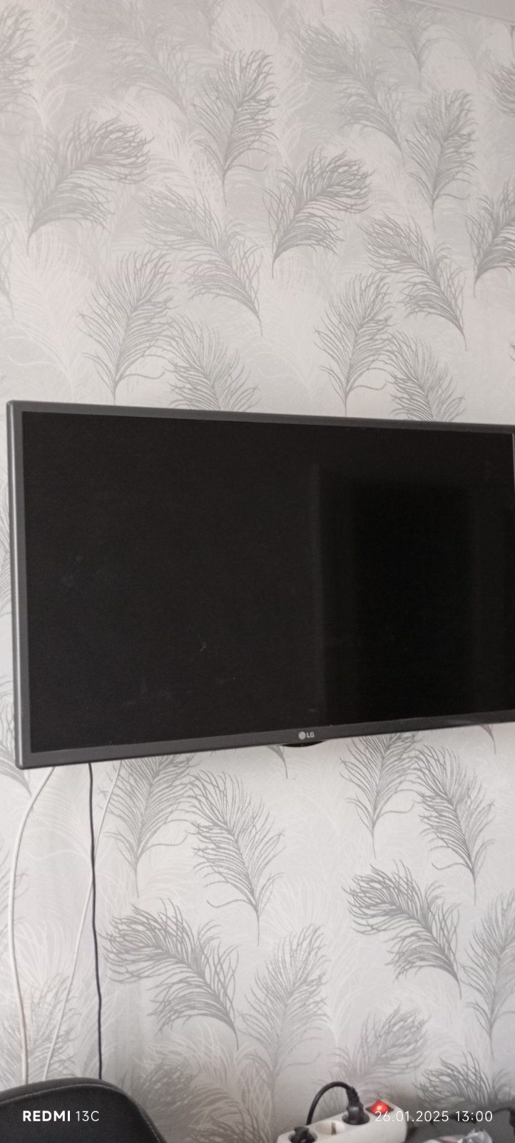 Телевізор LG LH590U
