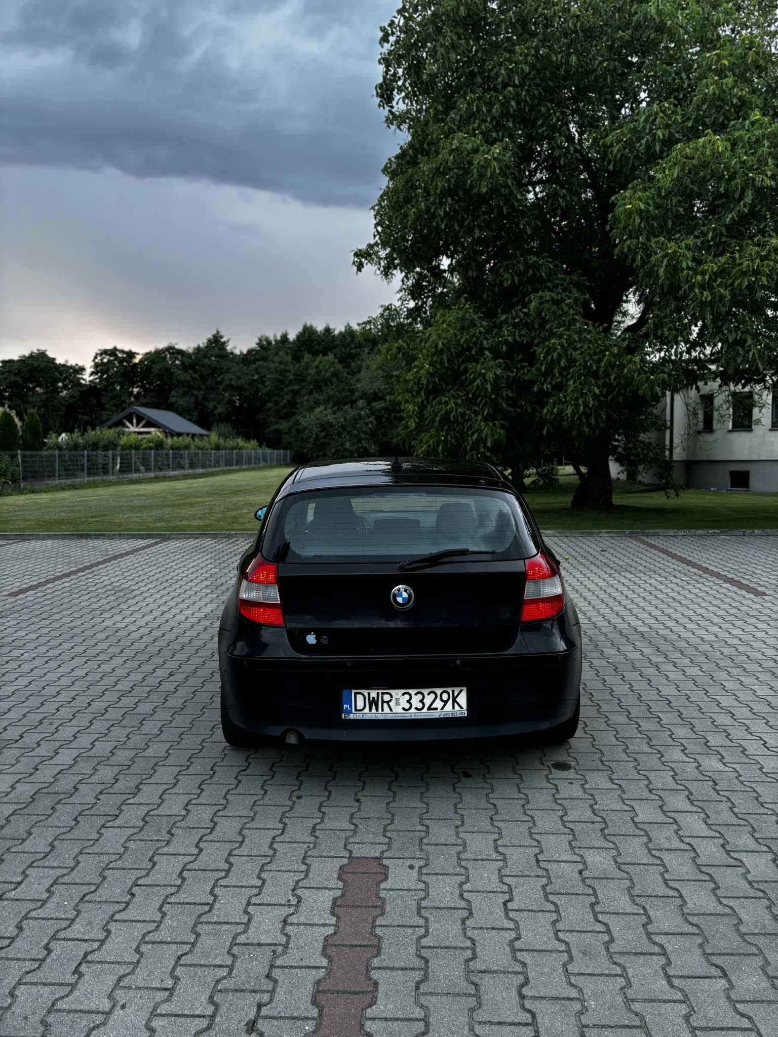 BMW  e87    120d