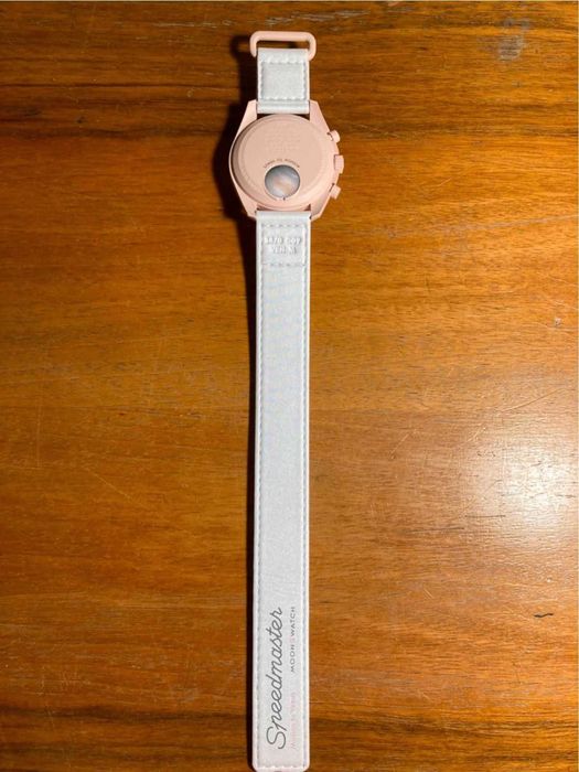 Misja Wenus: Omega x Swatch SO33P100 w Kolekcji Moonswatch
