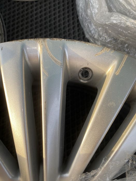 Диски 5/120 р 18 ширина 8 дюймів ет 42