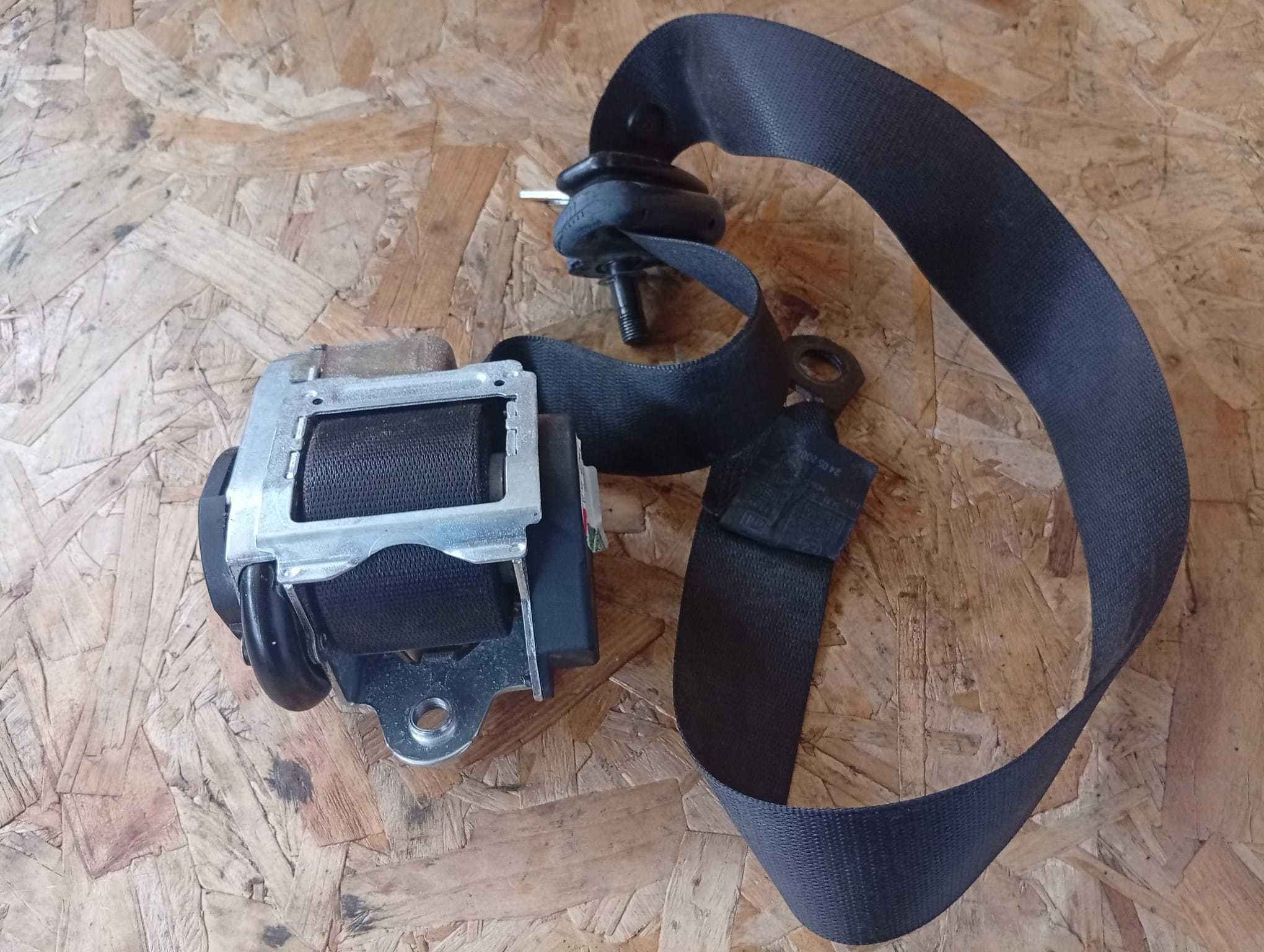 Cinto Frente Esquerdo - Smart Forfour (454)