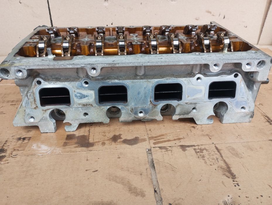 Гбц головка 1.4 1.6 FSI Golf 5 Passat B6 Touran Audi A3 Octavia