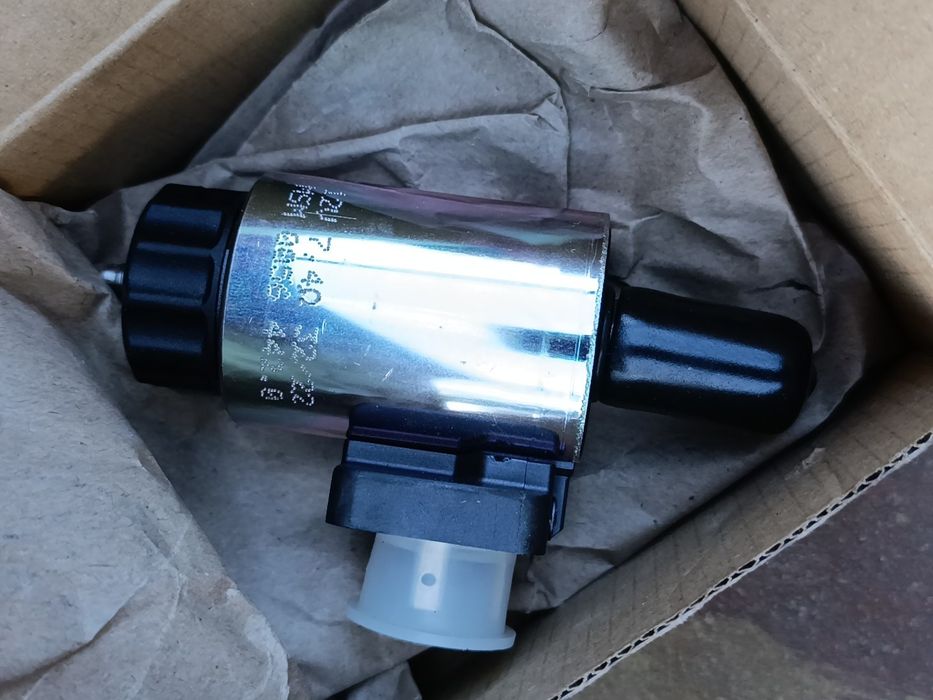 Клапан (соленоїд) електромагнітний 056443 Claas (original)