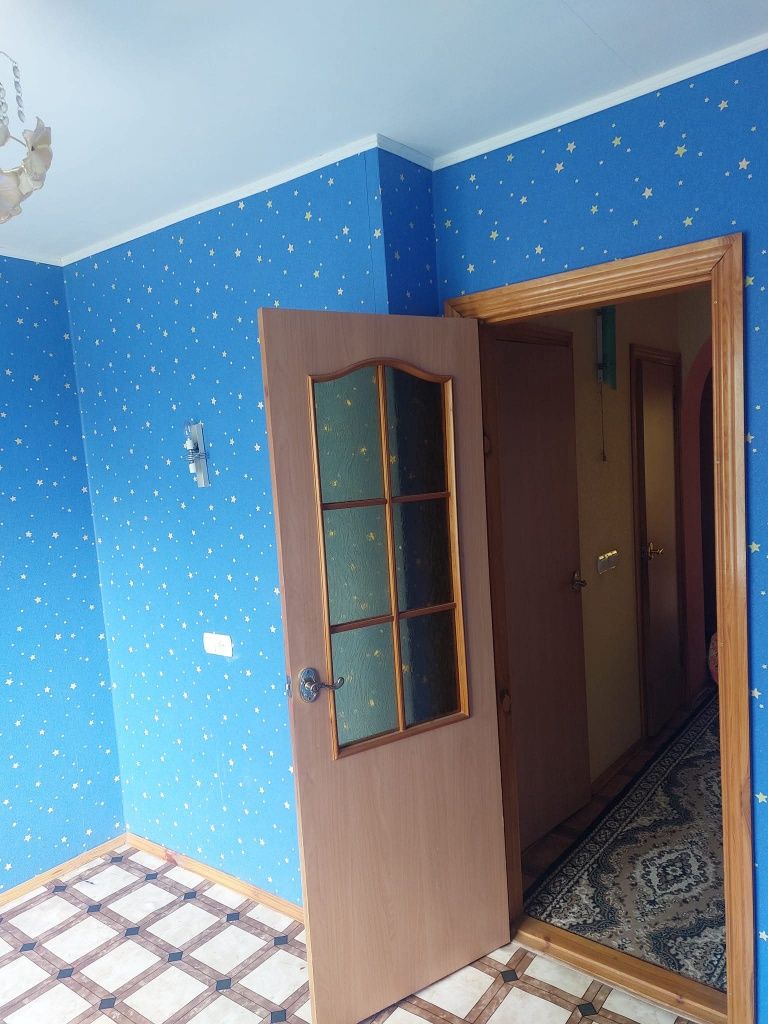Продам 3х кімнатну квартиру в М.Миргород  по вул.гоголя.160,