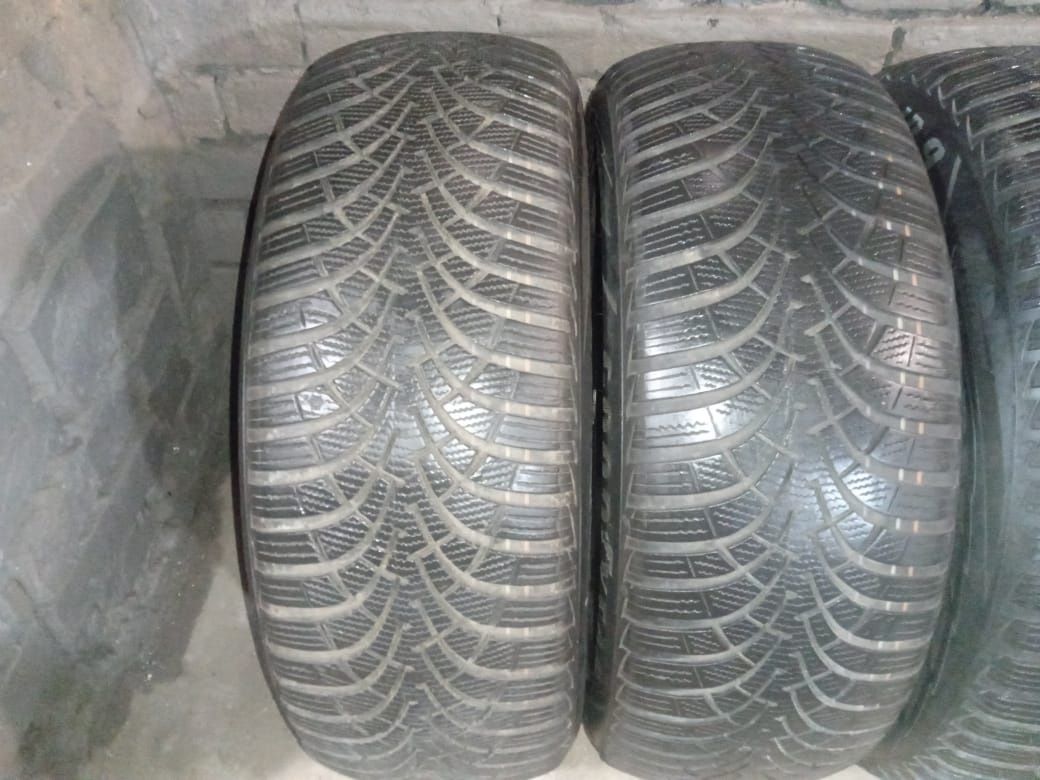 Зимня гума 205/55 R16