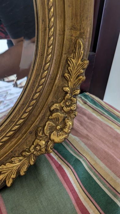 Grande Espelho dourado vintage