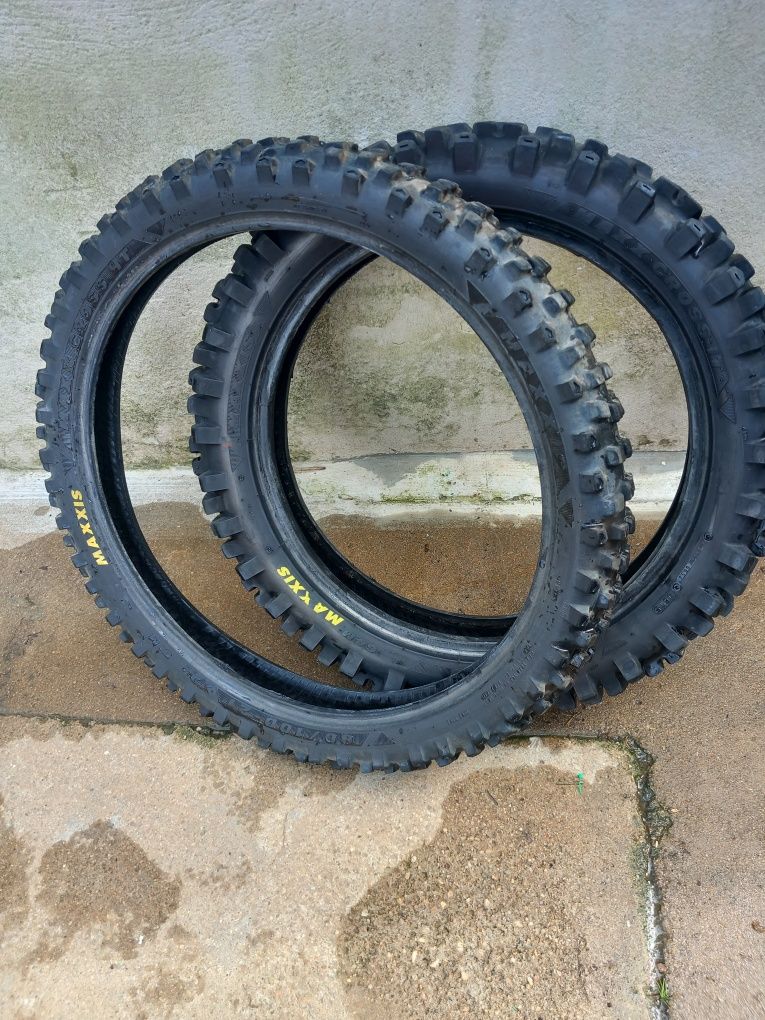 Pneus maxxis moto cross