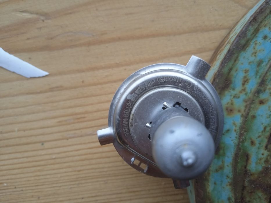 Лампочка галогенна H4 U37R OSRAM Bilux 64193 NBP Germany 60/65Watt 
За