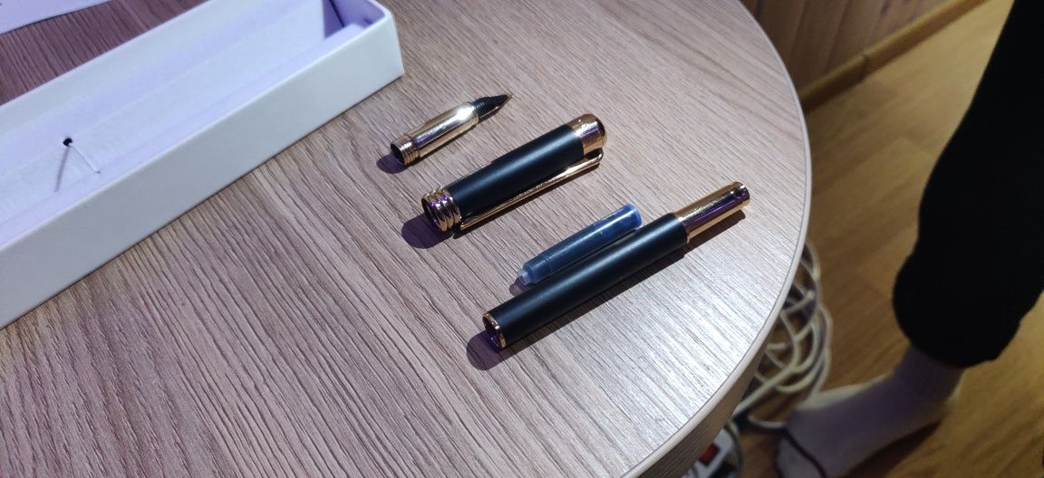 Повний комплект Nina Ricci RSR8292A-Fountain pen Boucle Noir
