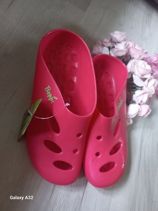 Buty do wody 38 . Damskie