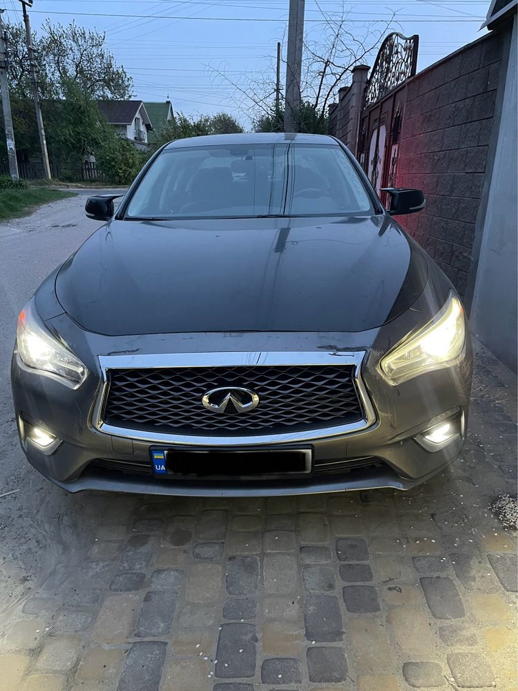 Infiniti q50 2.0 awd