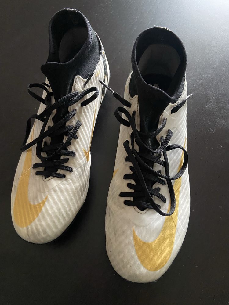 Chuteiras Nike Mercurial Air Pro