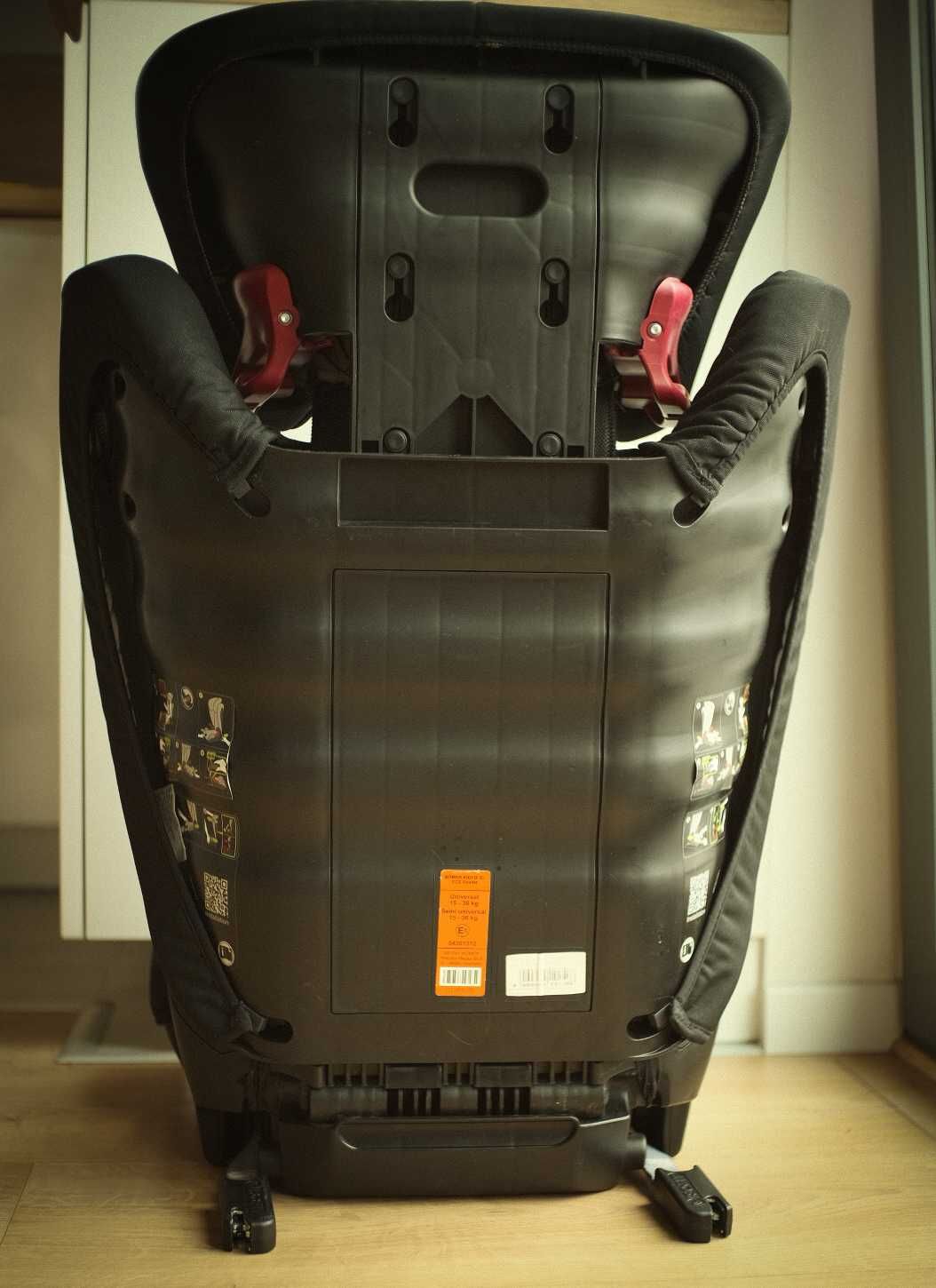 Fotelik samochodowy Britax Römer Kidfix SL – stan bliski nowemu