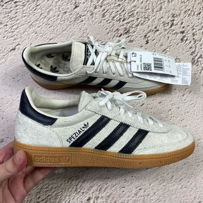 оригінал adidas handball spezial beige жіночі кеди casual бежевий