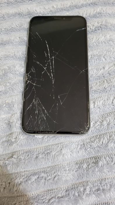 Продам айфон 10 про