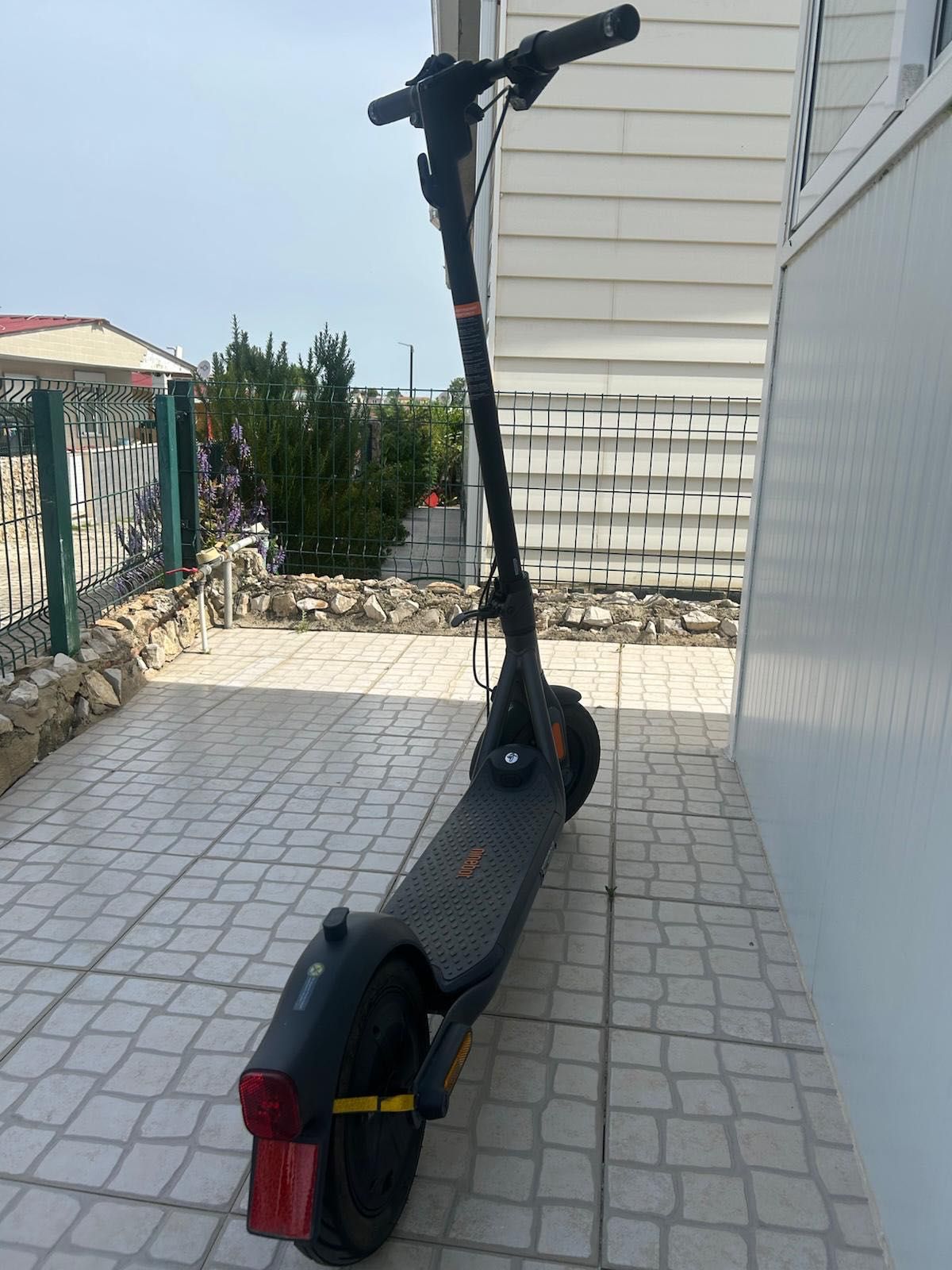 Vendo trotinete nineboot f2 desbloquedo
