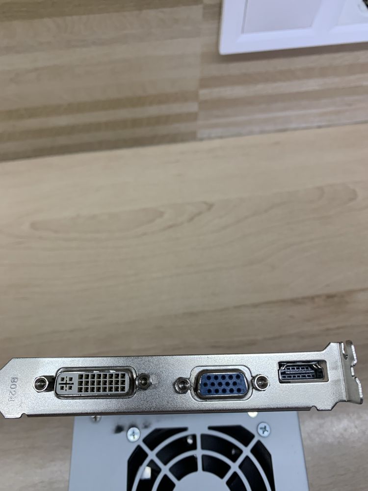 Продам відеокарту Nvidia Geforce 9500 gt 512 мб