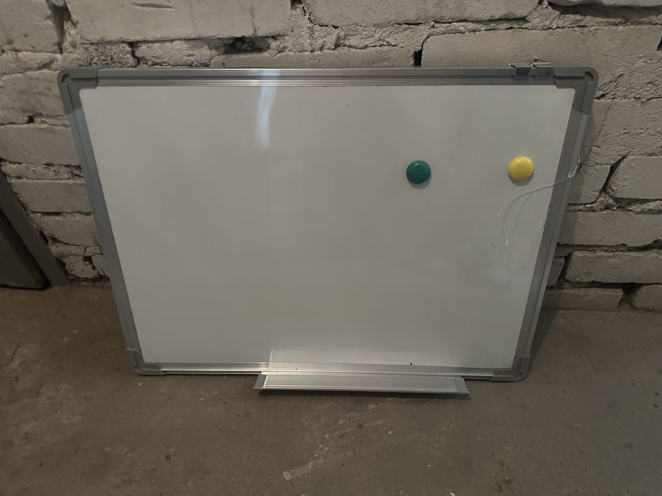 Tablica suchościeralna do pisania mazakiem 60x45cm