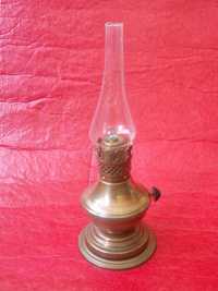 Fajna imitacja lampy naftowej z żarówką na baterie