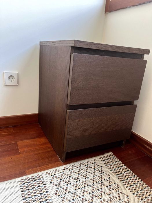Mesa de cabeceira ikea