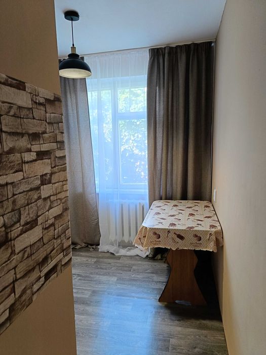 Продам 2 ком. квартиру. Нагорная часть города