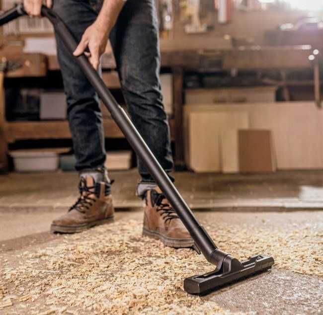 Пилосос промисловий  Kärcher WD 2 Plus V-12/4/18 1000 ВТ