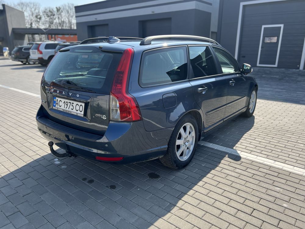Volvo V50, Вольво V50
