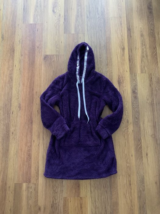 Śliczna długa cieplutka polarowa bluza szlafrok z kapturem