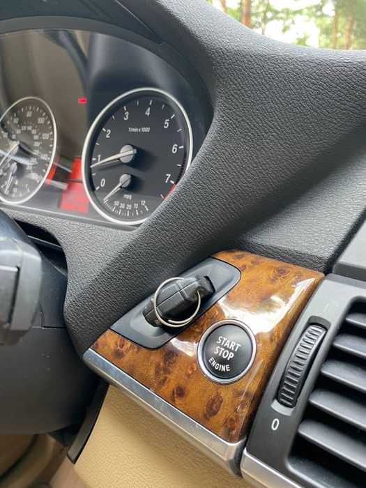 BMW X5 2011р E70 , 3.0 , Ідеальний стан,без вкладень