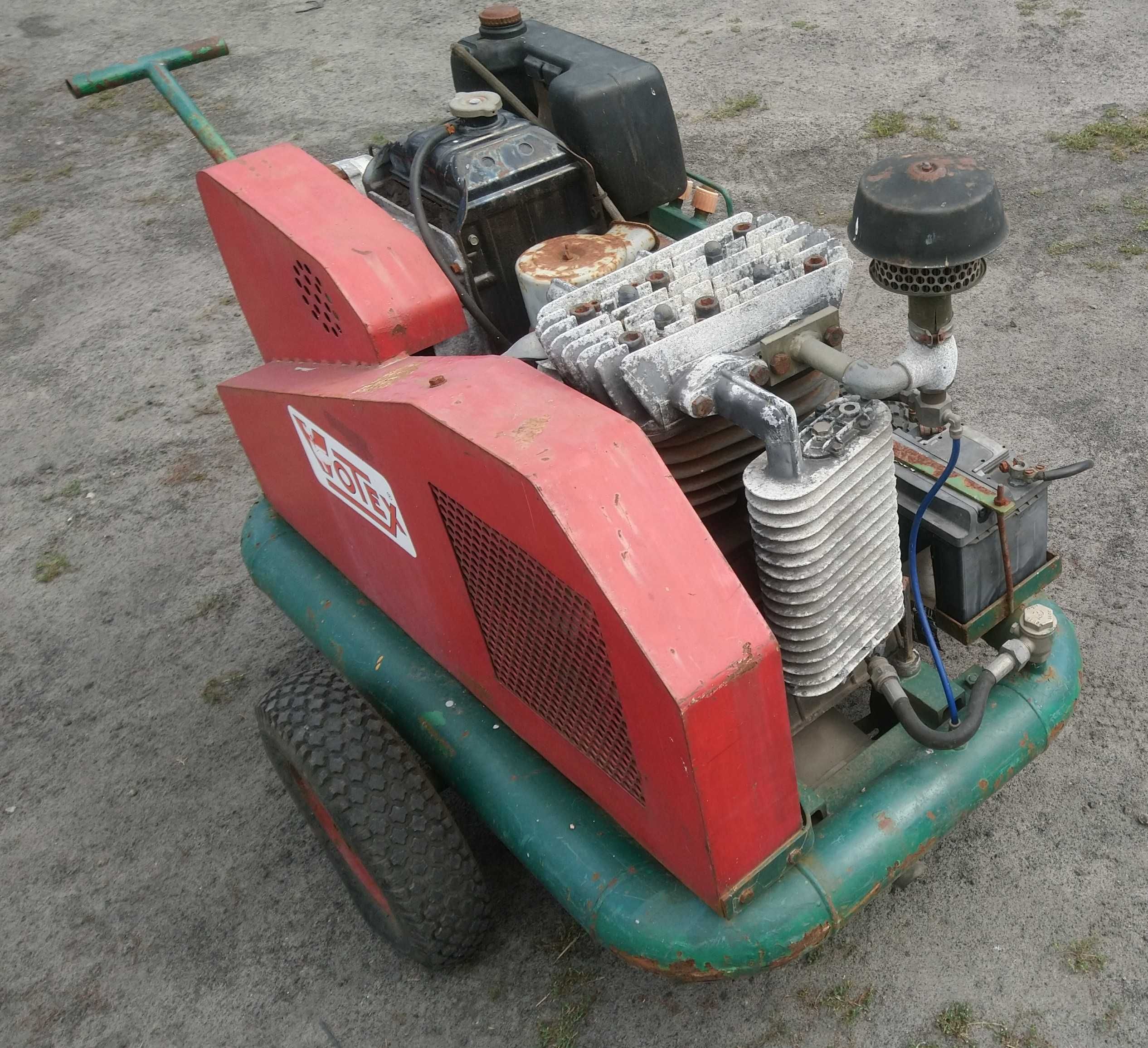 Kompresor sprężarka 1300l/min 15 bar diesel kubota mobilna
