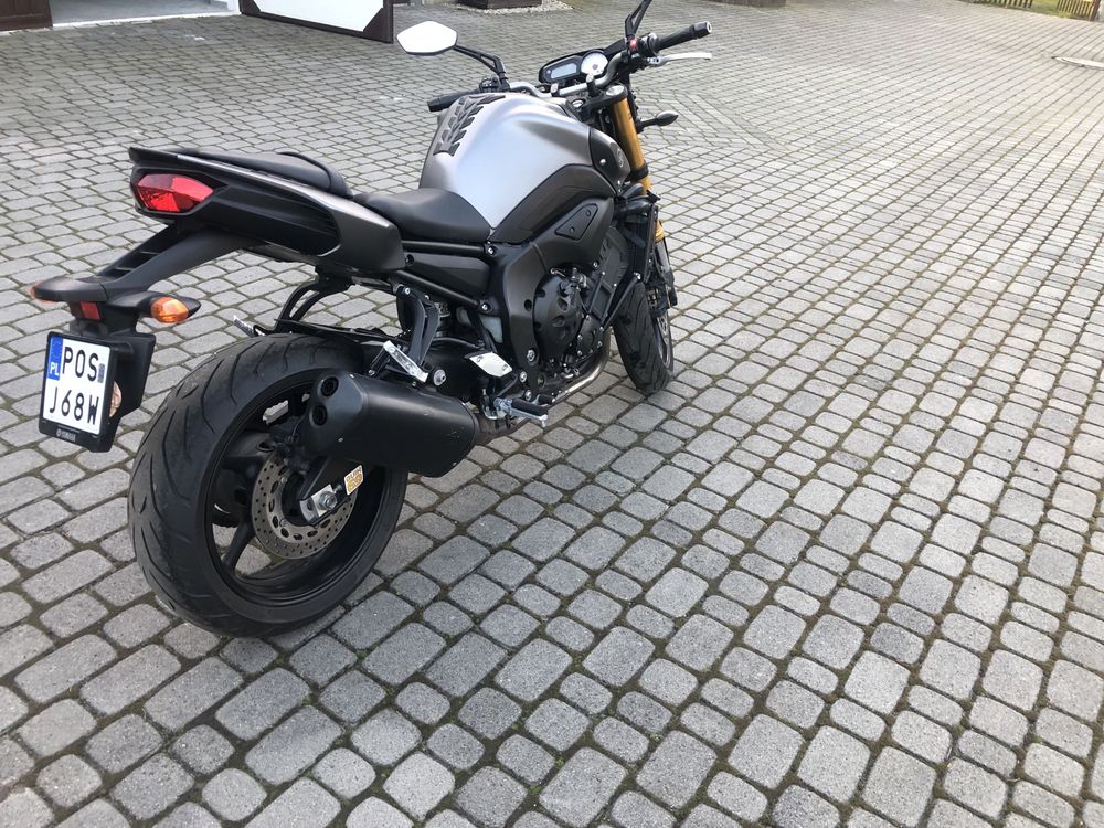 Motocykl Yamaha FZ8