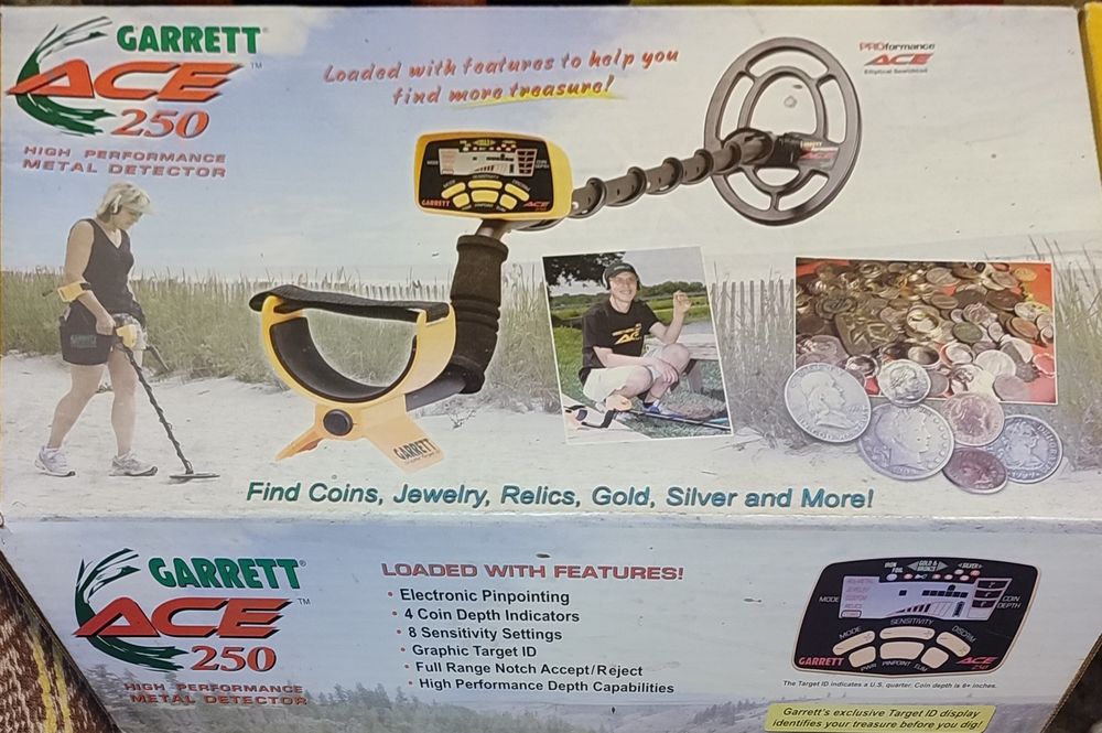 Металошукач Garrett ACE 250