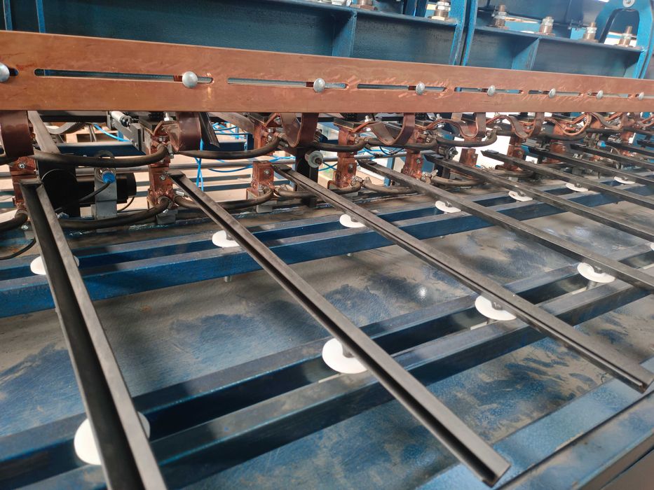 Станок многоконтактной сварки ширина 2метра