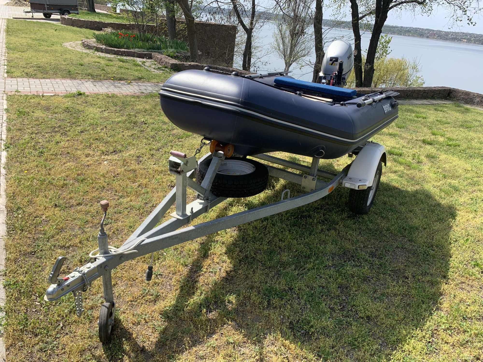 Човен Brig B-310 + двигун Honda 15к.с + лафет UMS